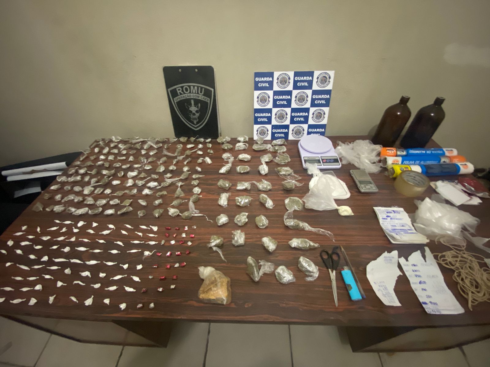 Guarda Civil de Capivari prende homem com mais de 260 porções de drogas no bairro Ribeirão