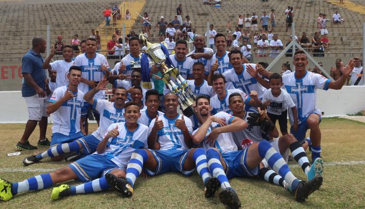 Com média superior a dois gols por jogo, primeiro dia de Campeonato de  Futebol Amador tem goleada e jogos eletrizantes - Prefeitura de Capivari
