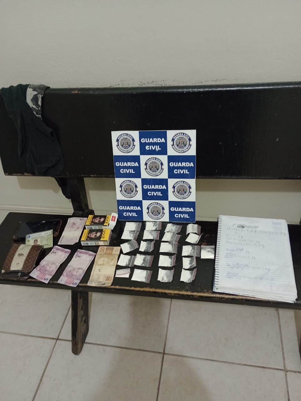 Guarda Civil de Capivari prende homem por tráfico de drogas no bairro Ribeirão