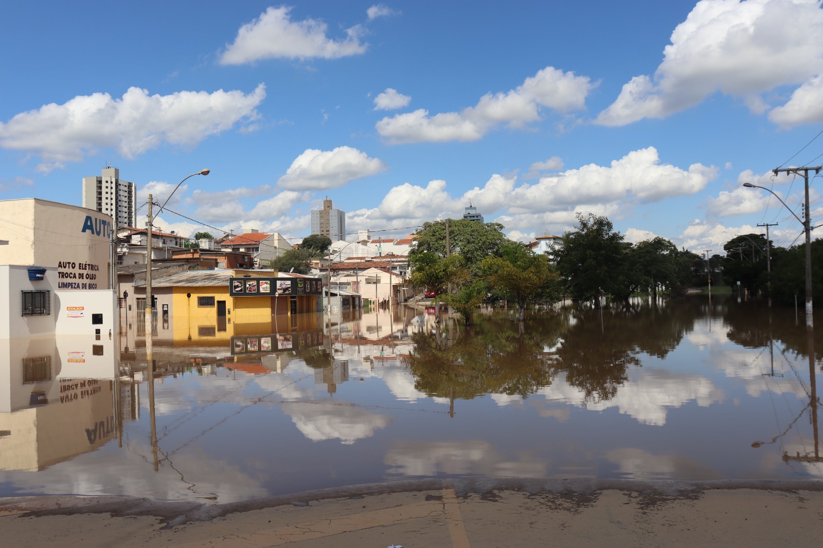 Saae Capivari anuncia tarifa mínima de água em fevereiro para imóveis afetados pelas enchentes