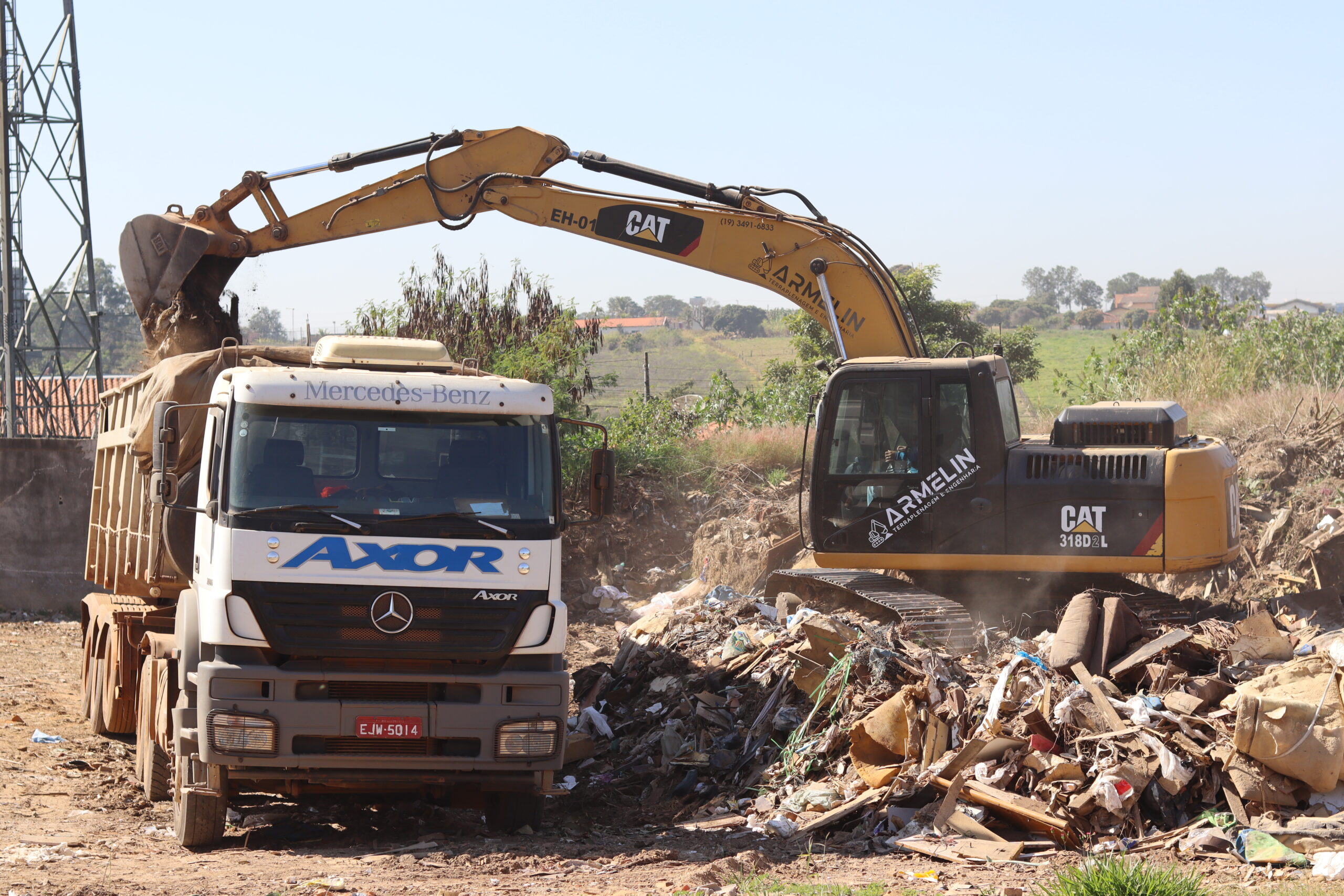 Prefeitura de Capivari inicia limpeza do terreno do antigo Ecoponto Castelani