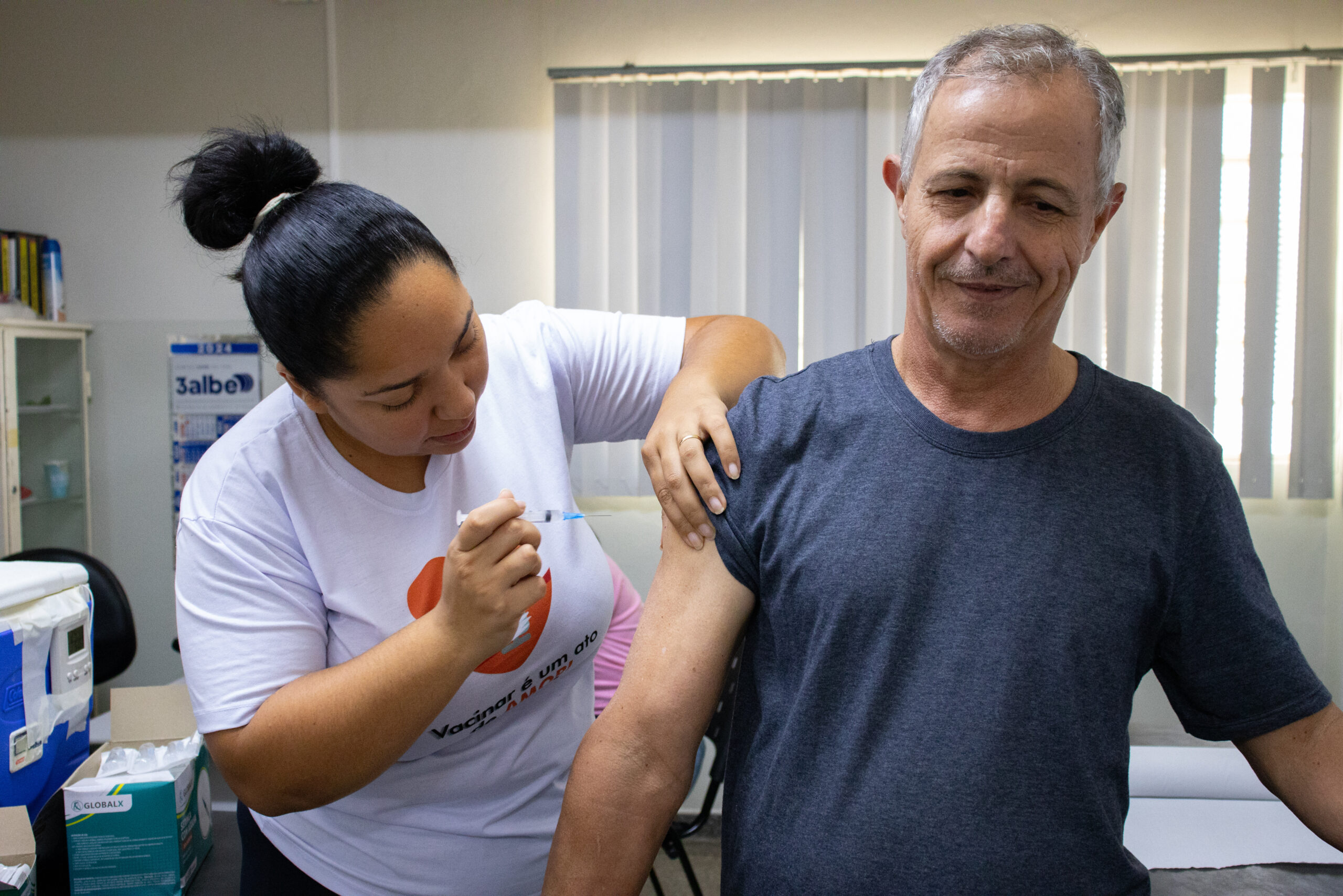 Dia “D” de vacinação contra a gripe disponibilizou cerca de 700 doses de imunizante para o público apto