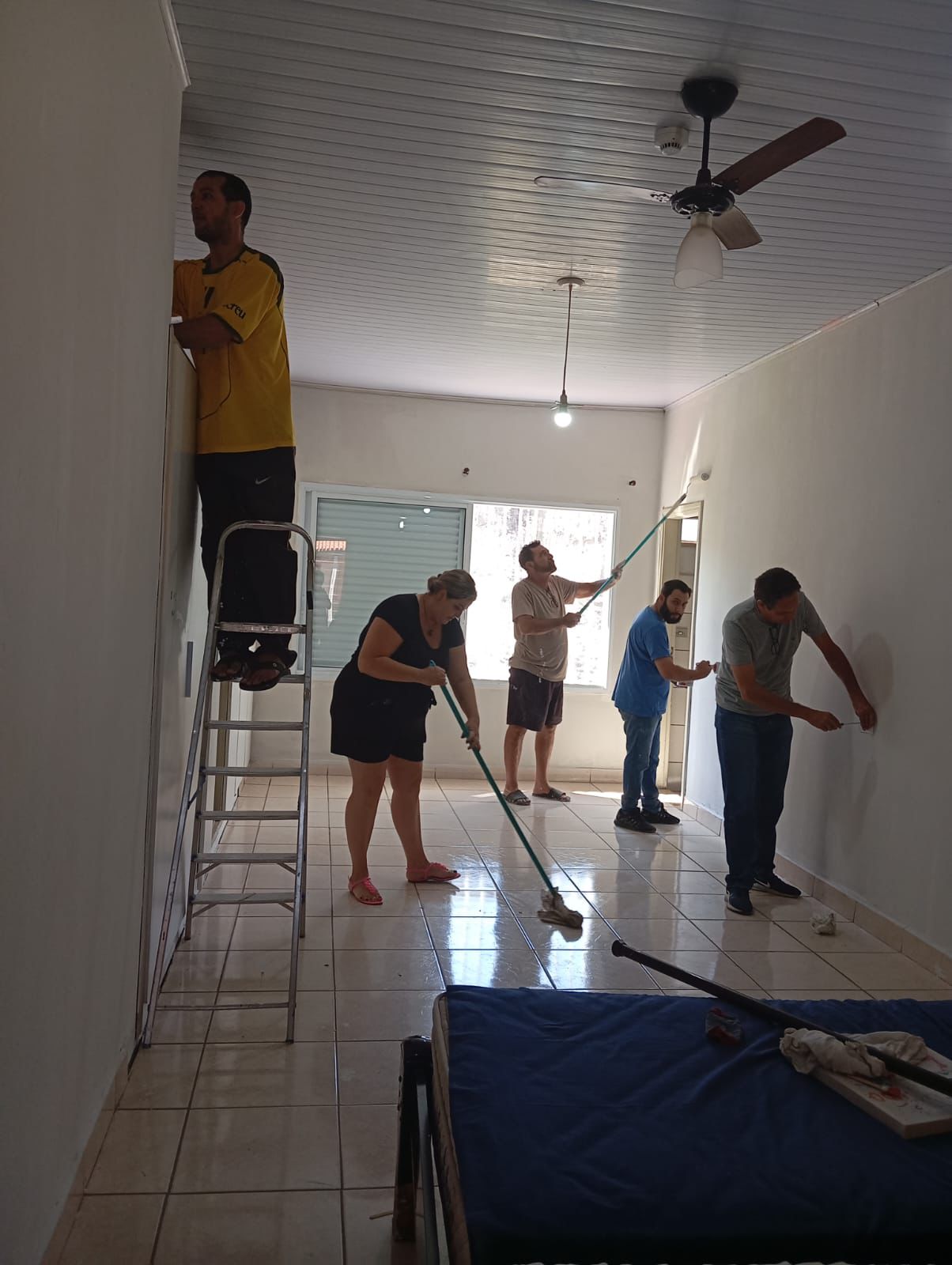 Fundo Social Municipal realiza ação para melhorias na Associação Santa Rita de Cássia
