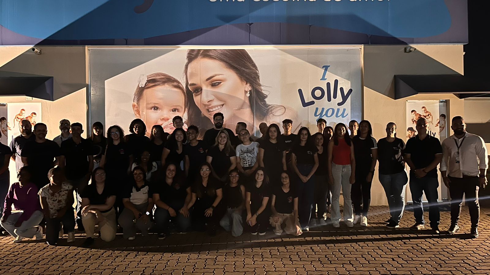 Alunos da ETEC Capivari fazem visita técnica na empresa Lolly Brasil