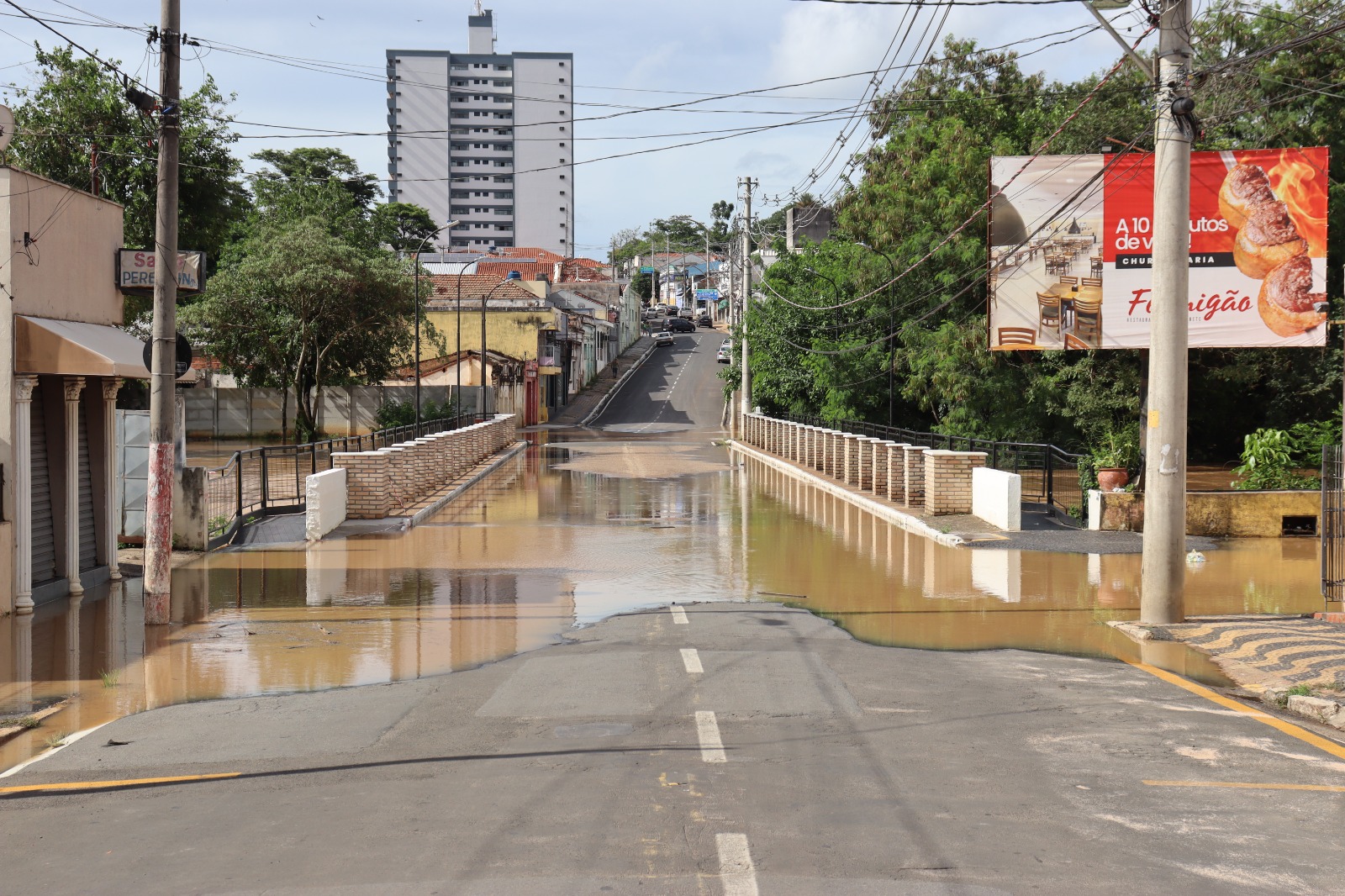 Moradores de Capivari atingidos pelas enchentes podem sacar FGTS