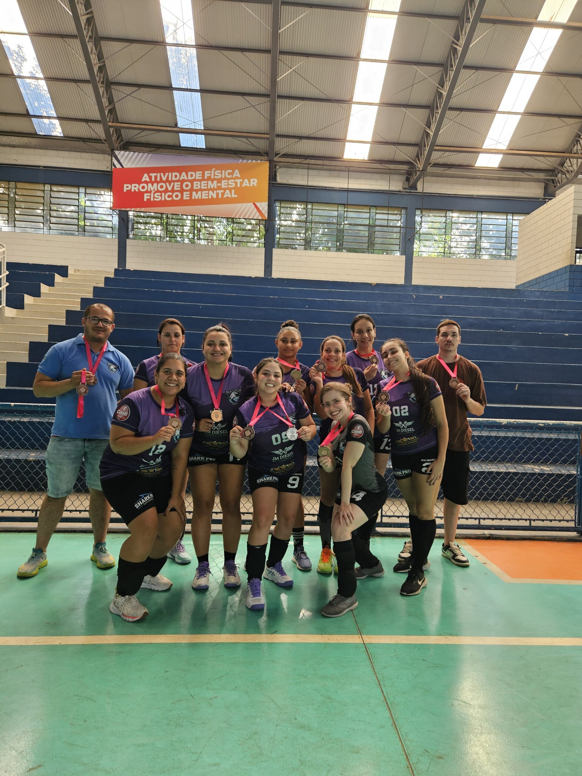 Time ‘Meta Voleibol’ conquista medalha de bronze em torneio feminino disputado em Hortolândia