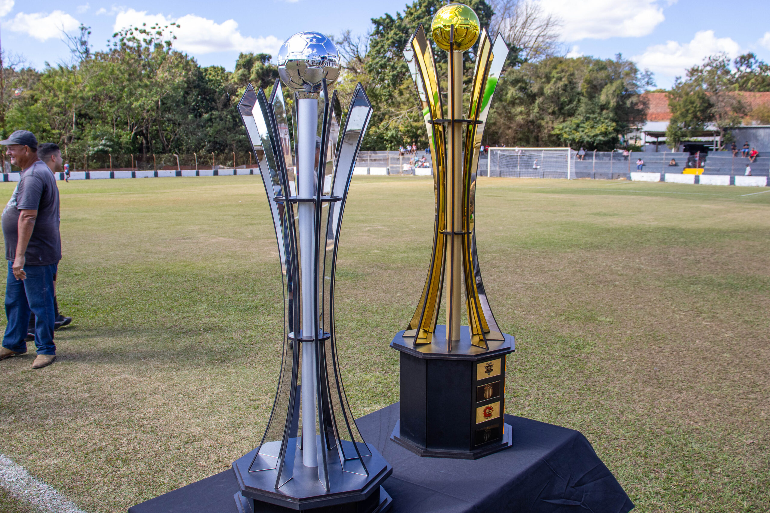 Já classificados, Força Jovem e Ajax vencem de novo pela Segundona do Futebol Amador