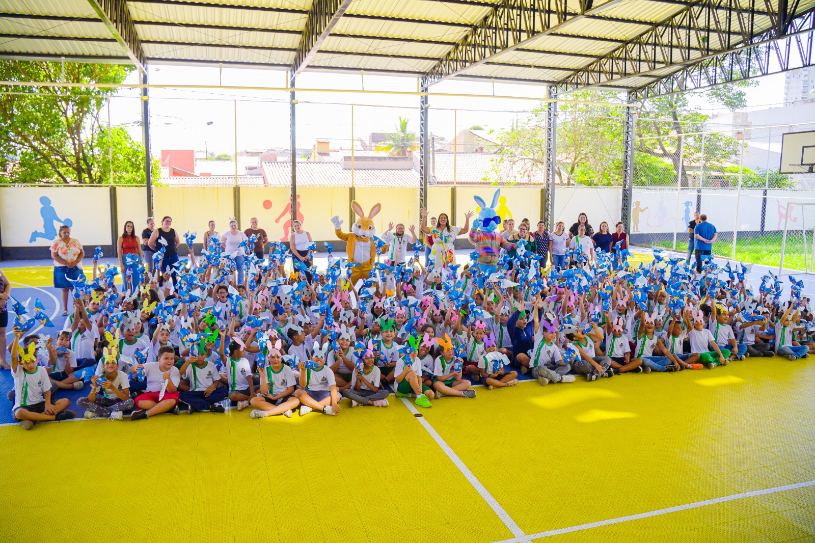 Secretaria da Educação inicia entrega de ovos de Páscoa nas escolas municipais
