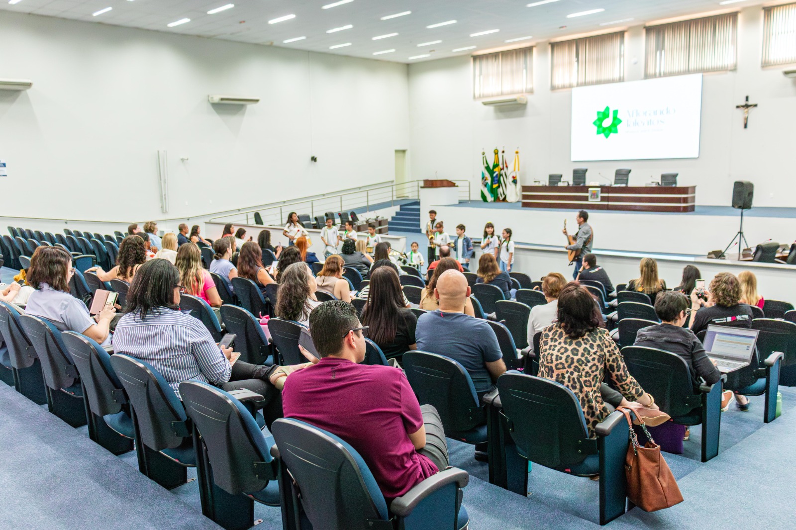 Capivari recebe representantes de 24 municípios para formações do programa ‘Alfabetiza Juntos’