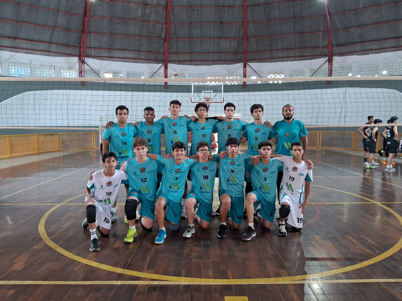 Terceira edição da Copa Capivari de Voleibol tem início com partidas eletrizantes