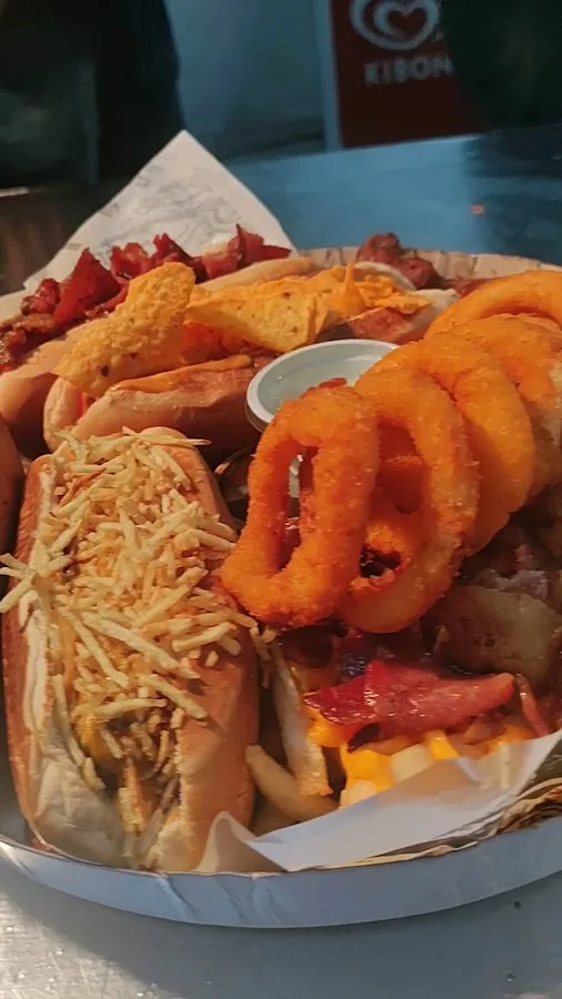 Brooks Burger — foto 7 de 8